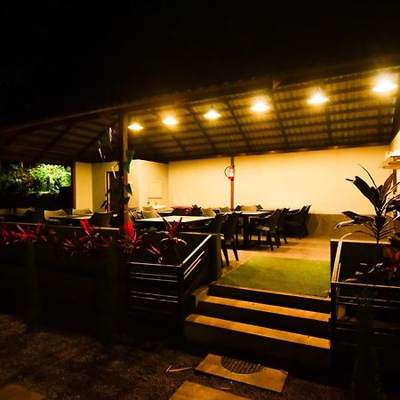 The Mountain Shades Resort Madikeri Buitenkant foto
