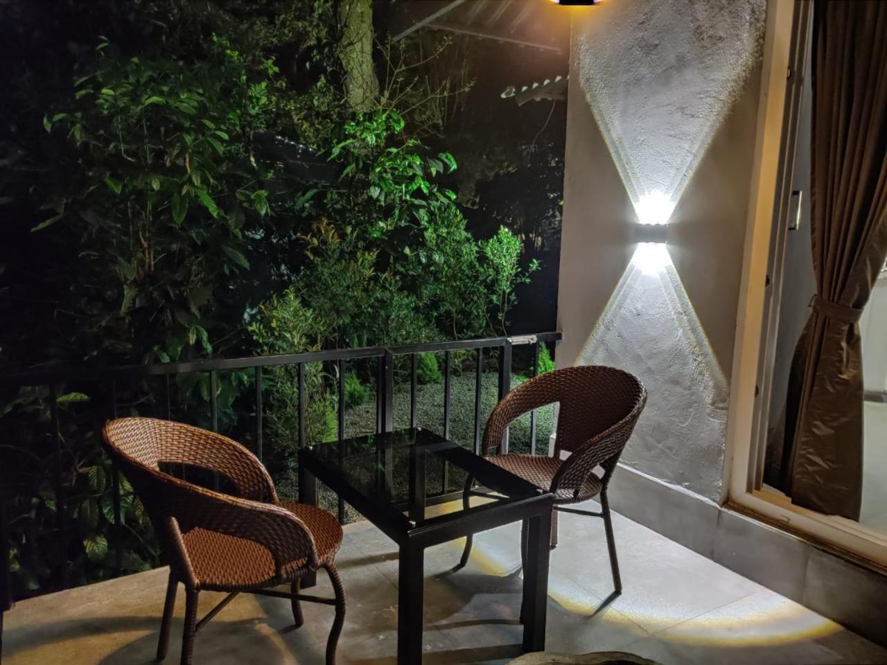 The Mountain Shades Resort Madikeri Buitenkant foto