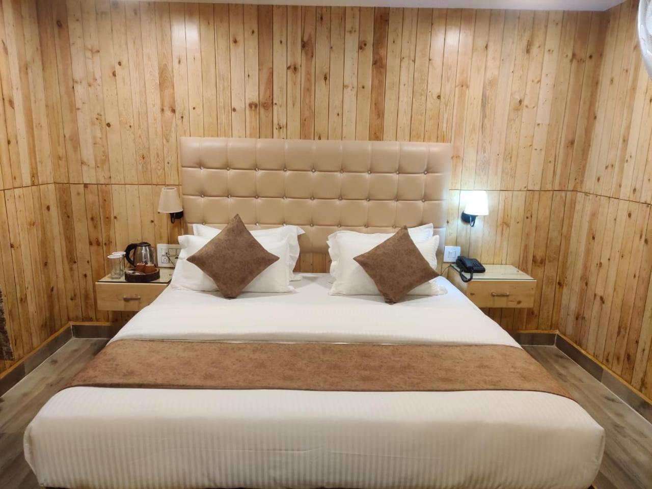 The Mountain Shades Resort Madikeri Buitenkant foto