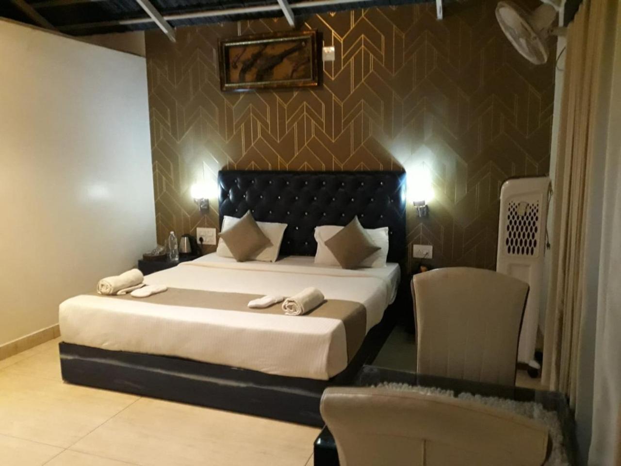 The Mountain Shades Resort Madikeri Buitenkant foto