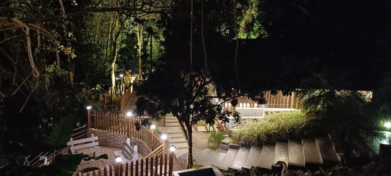 The Mountain Shades Resort Madikeri Buitenkant foto