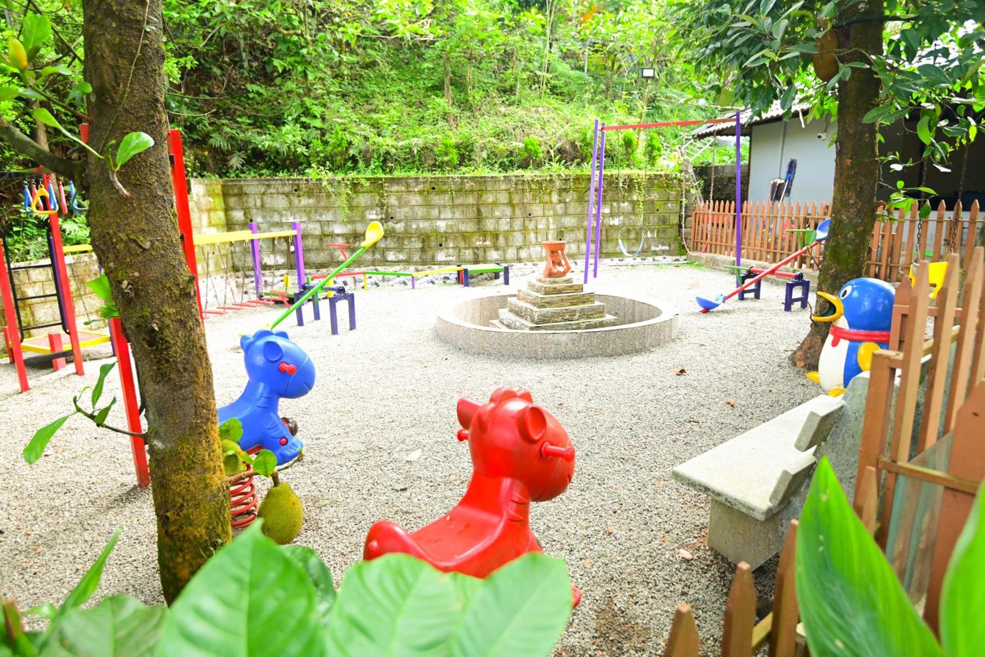 The Mountain Shades Resort Madikeri Buitenkant foto