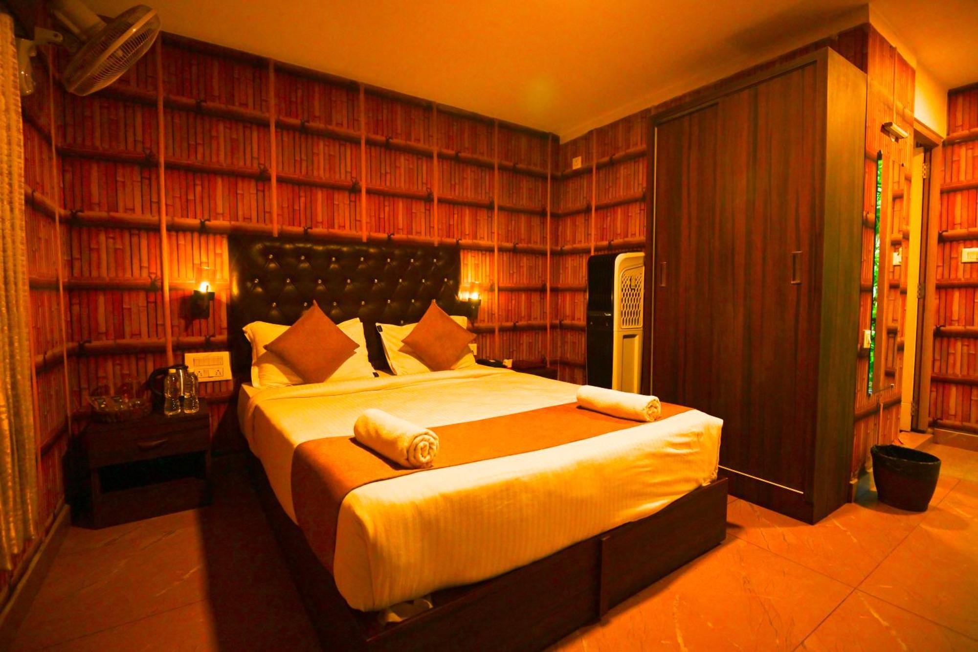 The Mountain Shades Resort Madikeri Buitenkant foto