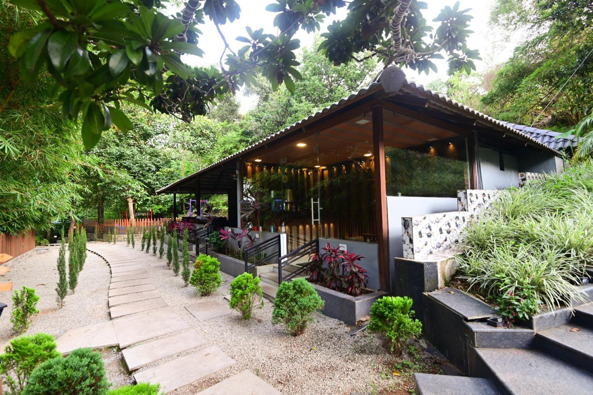 The Mountain Shades Resort Madikeri Buitenkant foto